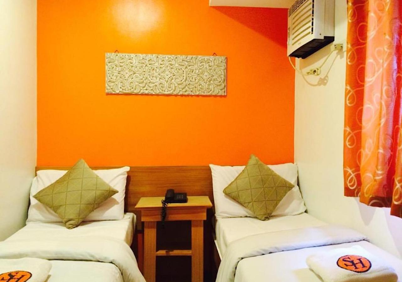 Stone House Hotel Pasay Dış mekan fotoğraf