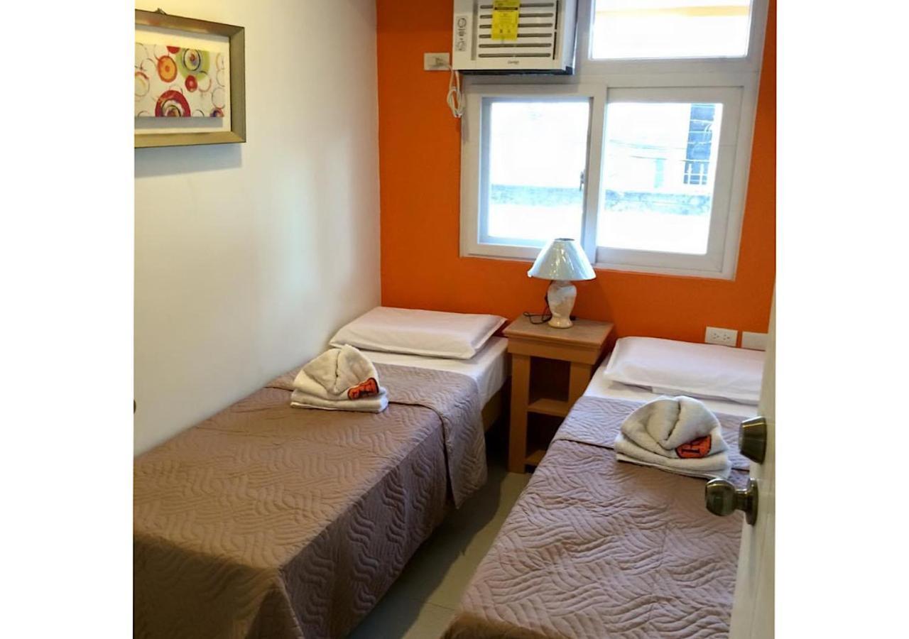 Stone House Hotel Pasay Dış mekan fotoğraf