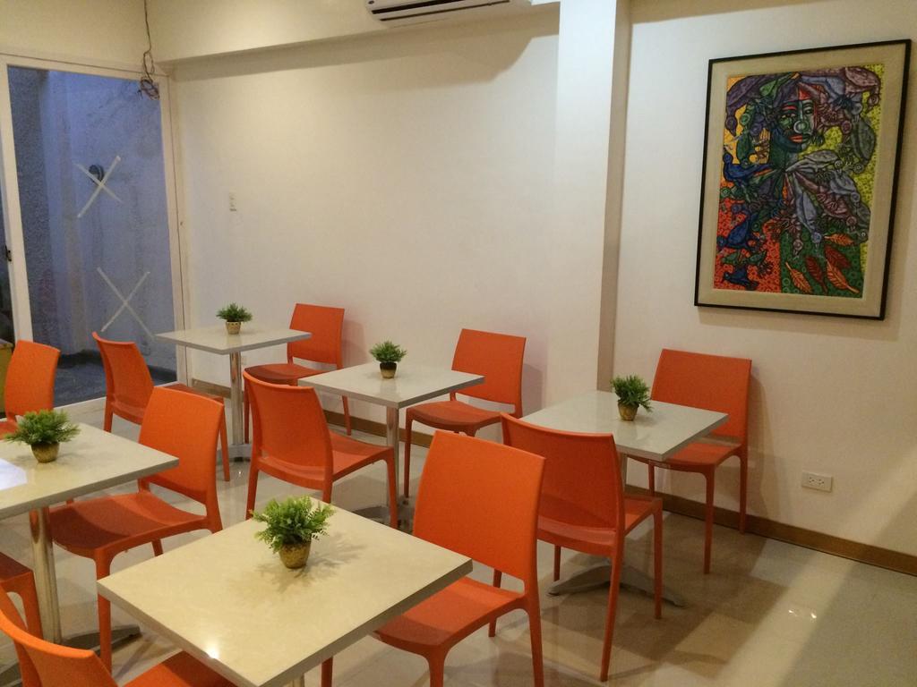 Stone House Hotel Pasay Dış mekan fotoğraf