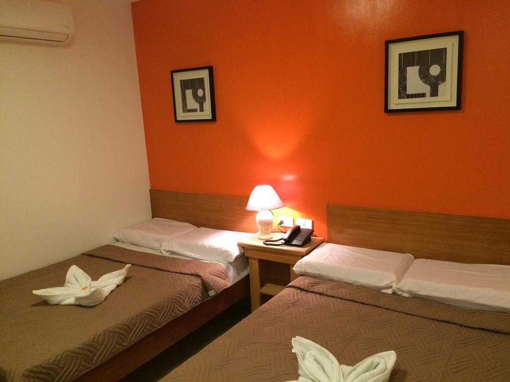 Stone House Hotel Pasay Dış mekan fotoğraf